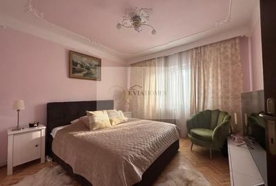 Apartament cu 3 camere decomandat, mobilat în Central