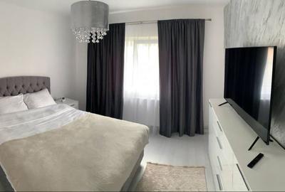 Apartament cu 2 camere decomandat în Central - 1