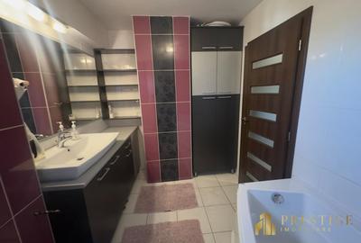 Apartament cu 3 camere decomandat în Decebal - 12