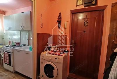 Apartament cu 2 camere semidecomandat în Complex Studențesc - 8