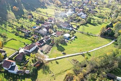 Teren Intravilan - 1