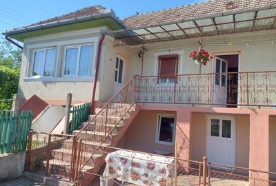 Casă cu 3 camere în Frata - 2