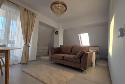 Studio de închiriat – Mansardă • Mobilat • Utilat • Prima închiriere - 1