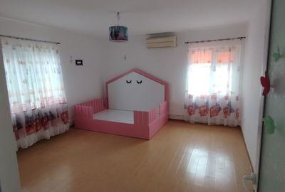 Casă cu 4 camere cu Teren 600 Mp în Bucov - 1