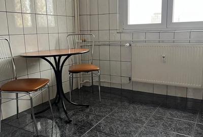 Apartament cu 3 camere decomandat în Central - 8