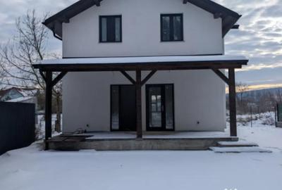 Casă cu 4 camere cu Teren 740 Mp în Hemeiuș - 18