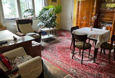 Vand casa singur in curte - 8