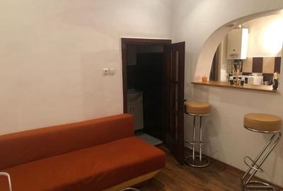 Ap la casă, curte comună, 1 cameră, 40mp, Odobescu! - 2