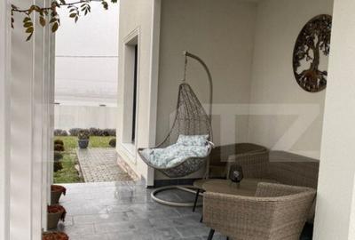 Casa de vacanta cu priveliste catre lac, 213 mp utili, 3500 - 36