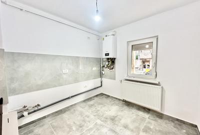 Apartament cu 2 camere decomandat în Soarelui - 3