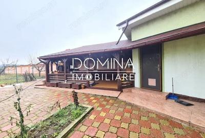 Casă cu Teren 6885 Mp în Telești - 9