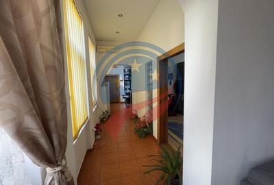 Casa cu 4 camere,  Zona Centrala-  Sf. Apostoli - 12