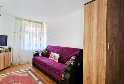 Casă cu 6 camere cu Teren 1000 Mp în Vest - 4