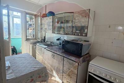 Apartament cu 3 camere decomandat în Valea Rosie - 5
