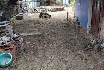 Casa caramida si Teren 1770mp Vanju Mare la DN56A - 2