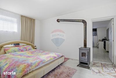 Casă cu 3 camere cu Teren 1439 Mp în Secusigiu - 18