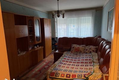Apartament cu 3 camere în Micro 15 - 4