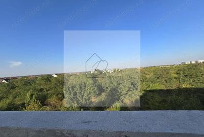 Casă cu 5 camere cu Teren 325 Mp în Nord