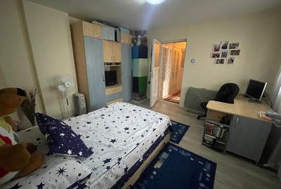Casă cu 4 camere cu Teren 150 Mp în 13 Septembrie - 10