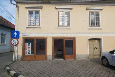 Spatiu comercial in Sebes Alba - ultracentral - 25 mp - 2