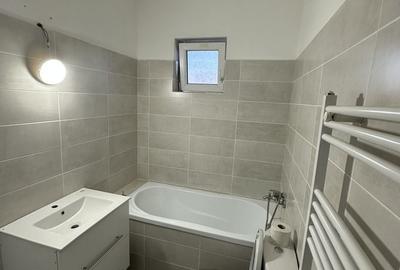 Apartament cu 3 camere decomandat în Aradului - 4