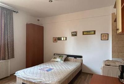 Garsonieră semidecomandată, mobilată în Centrul Istoric - 4