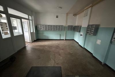 Garsonieră decomandată în Titan - 10