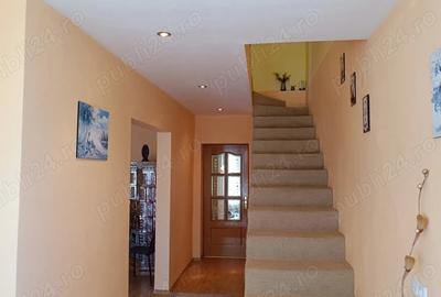 Casă cu 3 camere cu Teren 343 Mp în Poiana - 4