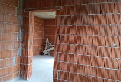 Casa in ro?u O?orhei - 5