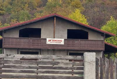 Casă cu 4 camere în Păuliș - 3