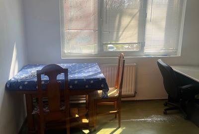 Apartament cu 2 camere decomandat în Central - 3