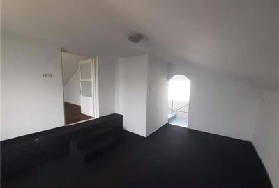 Spațiu comercial, de 120 mp, în Gai