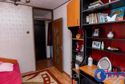 Apartament cu 3 camere decomandat în E3 - 7