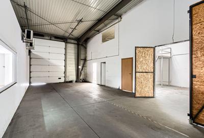 Spațiu industrial, de 227 mp, în UTA - 4