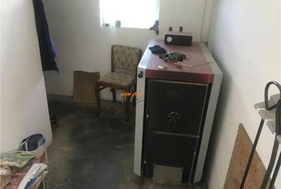 Cladire birouri si hala , zona Golesti, suprafata teren 236 Cladire birouri si hala , zona Golesti, suprafata teren 236 - 11