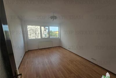 Cladire 9 incaperi (300mp utili) cu hala productie si depozi - 1