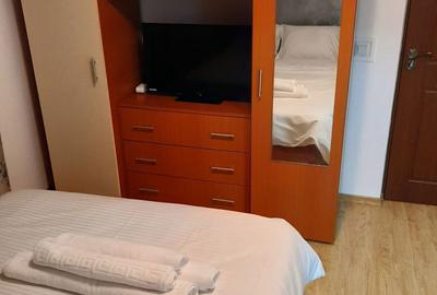 Apartament cu 3 camere decomandat în Central - 3