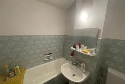 Apartament cu 3 camere decomandat în Galata - 6
