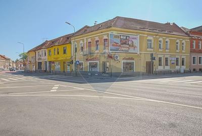Garsonieră decomandată în Centrul Istoric - 1