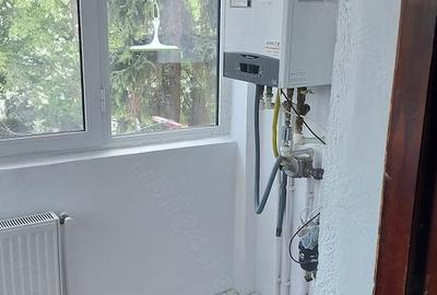 Apartament cu 2 camere decomandat în 1 Mai