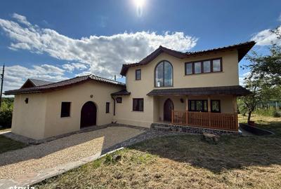Casă cu 3 camere în Tăuții de Sus - 8