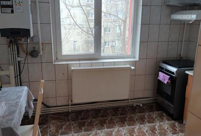 Garsonieră decomandată în Brâncoveanu