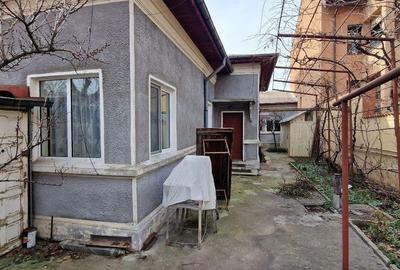 Vanzare casa 5 camere | necesita renovare | teren 285 mp | 2 centrale termice | - 1