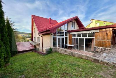 Casa moderna cu design deosebit,situata intr-o zona linistit - 25