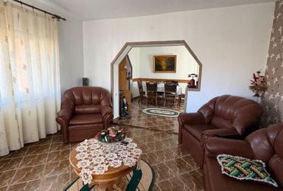 Casă cu 5 camere cu Teren 1600 Mp în Săcălășeni - 16