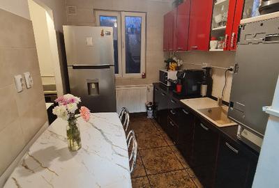 Apartament cu 3 camere decomandat în Central - 13