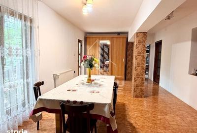 Casă cu 5 camere cu Teren 2890 Mp în Fratelia