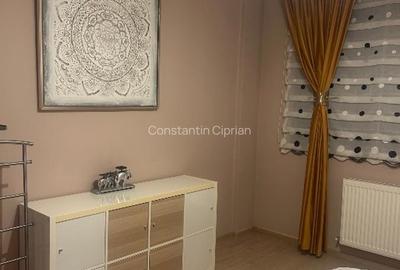 Apartament cu 3 camere decomandat, mobilat în Păcii