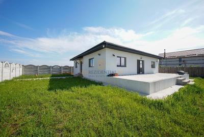 Casă individuală cu 4 camere cu Canalizare în Adunații-Copăceni - 13