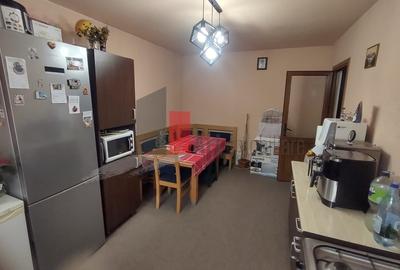 Parcul Carol, Autogara Filaret casa de vanzare 3 camere